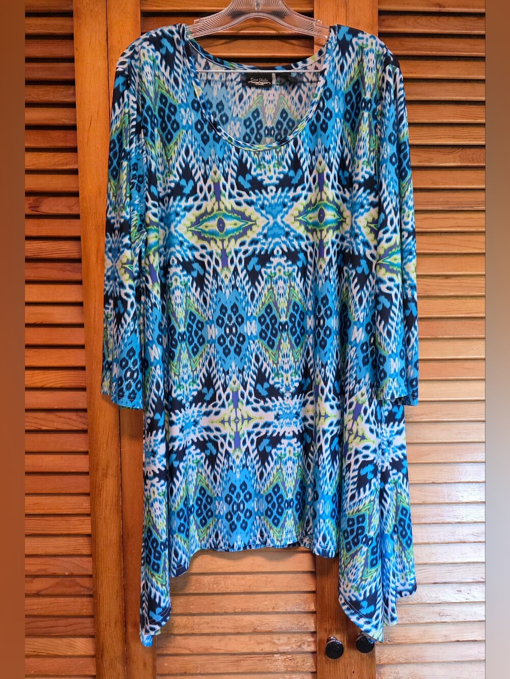 Sara Studio 2X Tunic Top Sharkbite Hem Blue Green Ikat Geometric Art To Wear 3/4